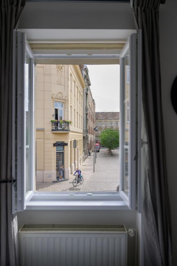 Apartament Euro Square *
